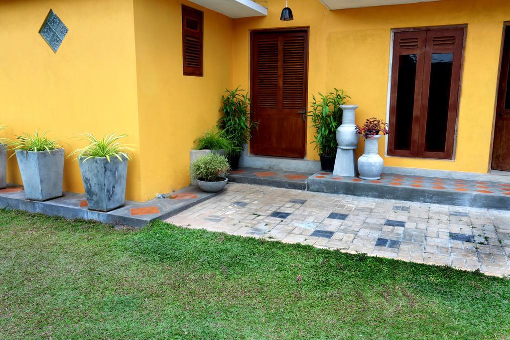Mitrayu Villa Nugegoda Szoba fotó