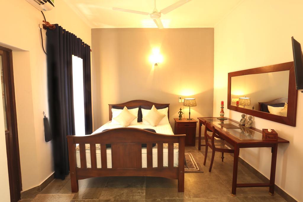 Mitrayu Villa Nugegoda Szoba fotó