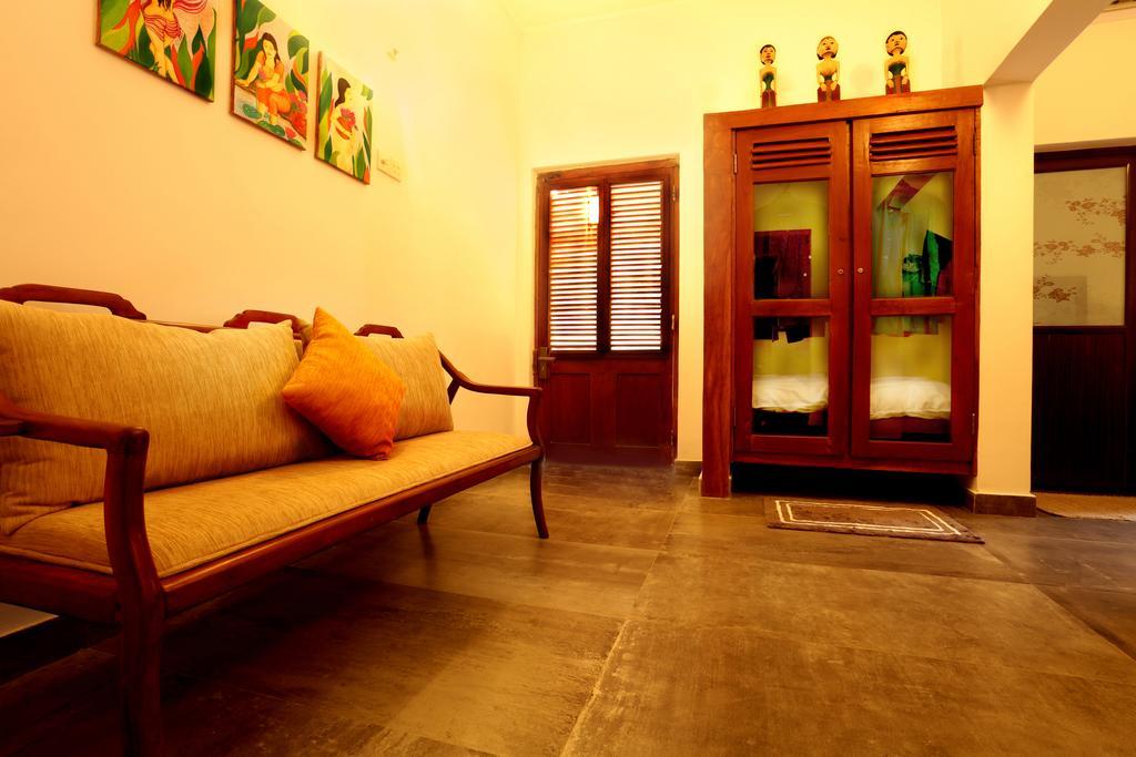 Mitrayu Villa Nugegoda Szoba fotó